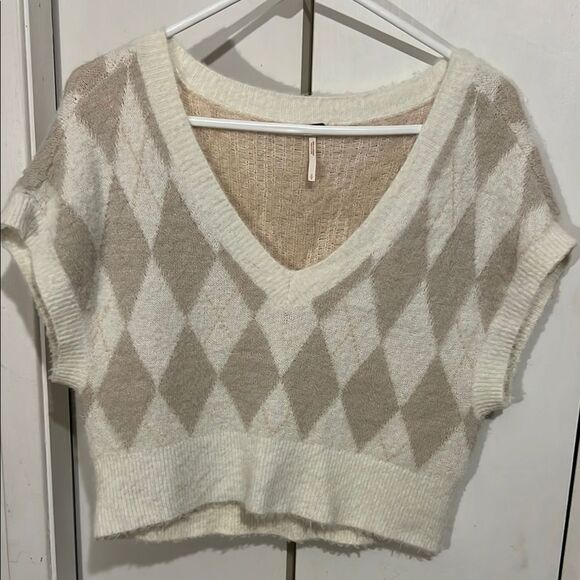 Free People Sweaters - Free People Chic Argyle Tan White V-Neck Sweater
